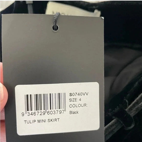 Nicolas black belted velour tulip mini skirt - Picture 4 of 9